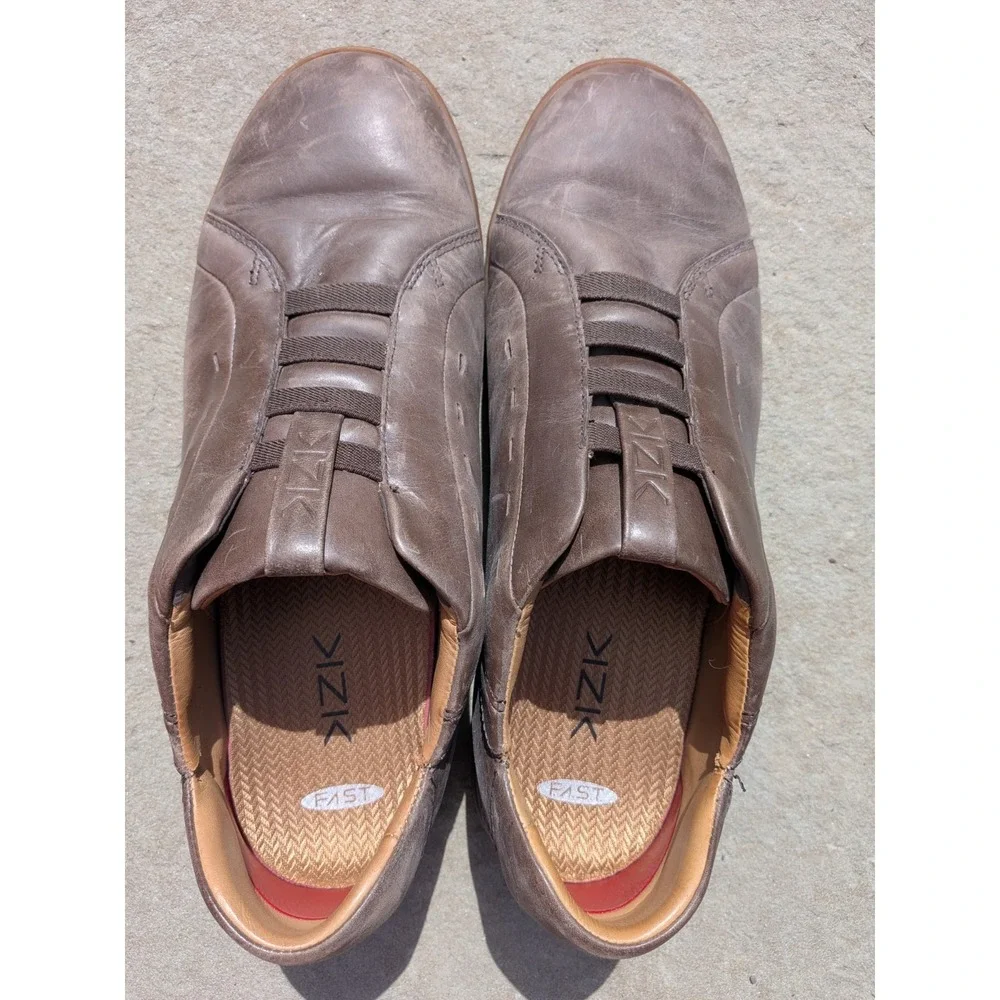 Kizik Fast Shoe Court 11.5 M Brown New York Hands Free Leather Slip On